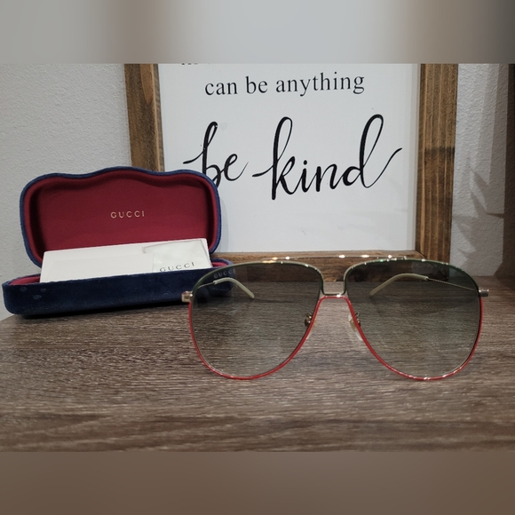 GUCCI Sunglasses, Brand New, Unisex - Picture 9 of 9